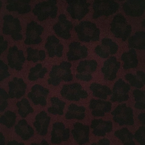 🐆 COACH Cranberry and black leopard print 🐆 - Picture 6 of 8